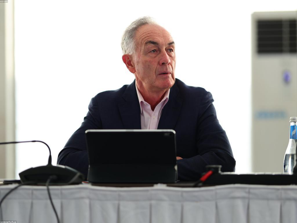 ការបង្កើតសង្គមថ្មីក្នុងការកម្សាន្ត